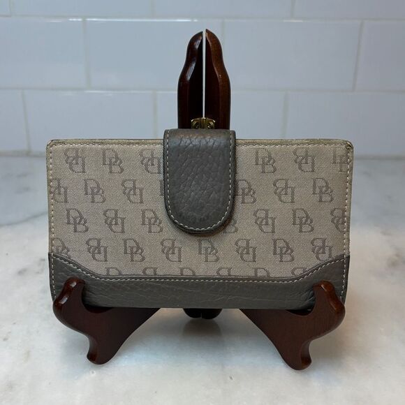 Dooney & Bourke Wallet Checkbook Vintage Signature Slim Wallet - Picture 1 of 16